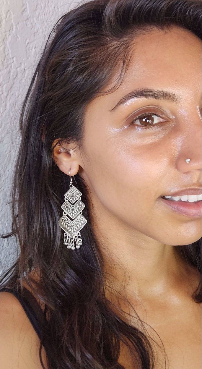 GeoEsqueModelEarrings4
